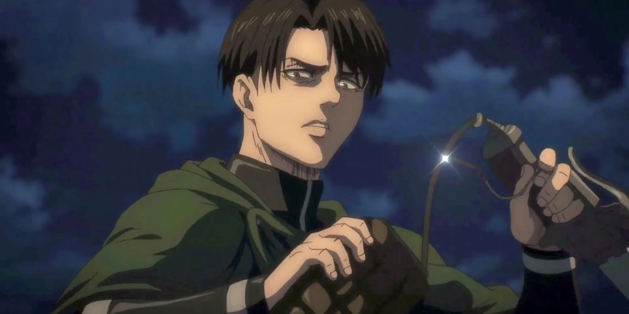 Đội trưởng Levi Ackerman trong Attack on Titan sử dụng bộ cơ động lập thể