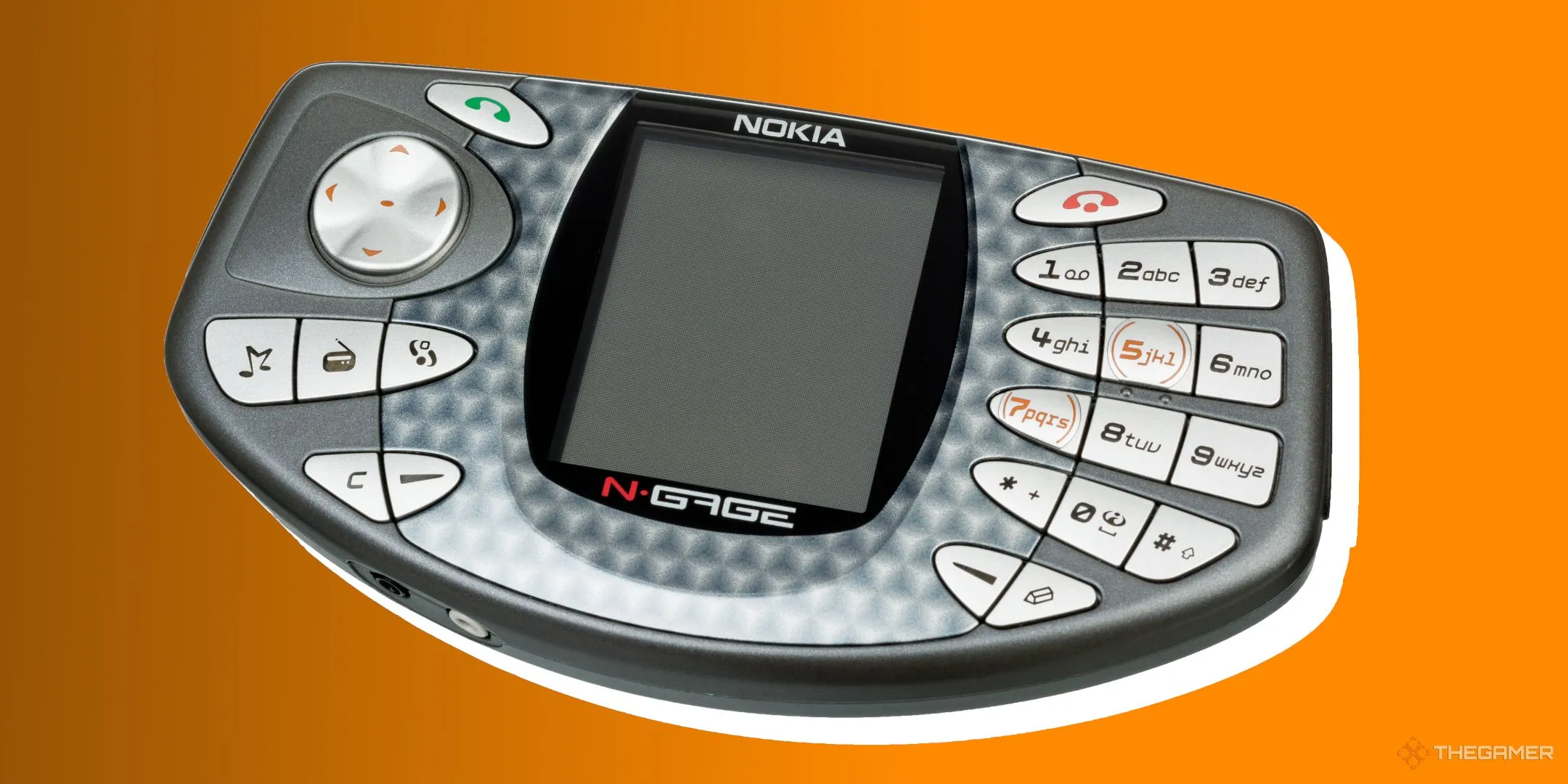 Mô hình Nokia N-Gage với hình ảnh điện thoại lai máy chơi game, màn hình ngang độc đáo và bàn phím số ở cạnh bên, biểu tượng cho một thất bại lịch sử nhưng đầy thú vị trong ngành công nghiệp game cầm tay.