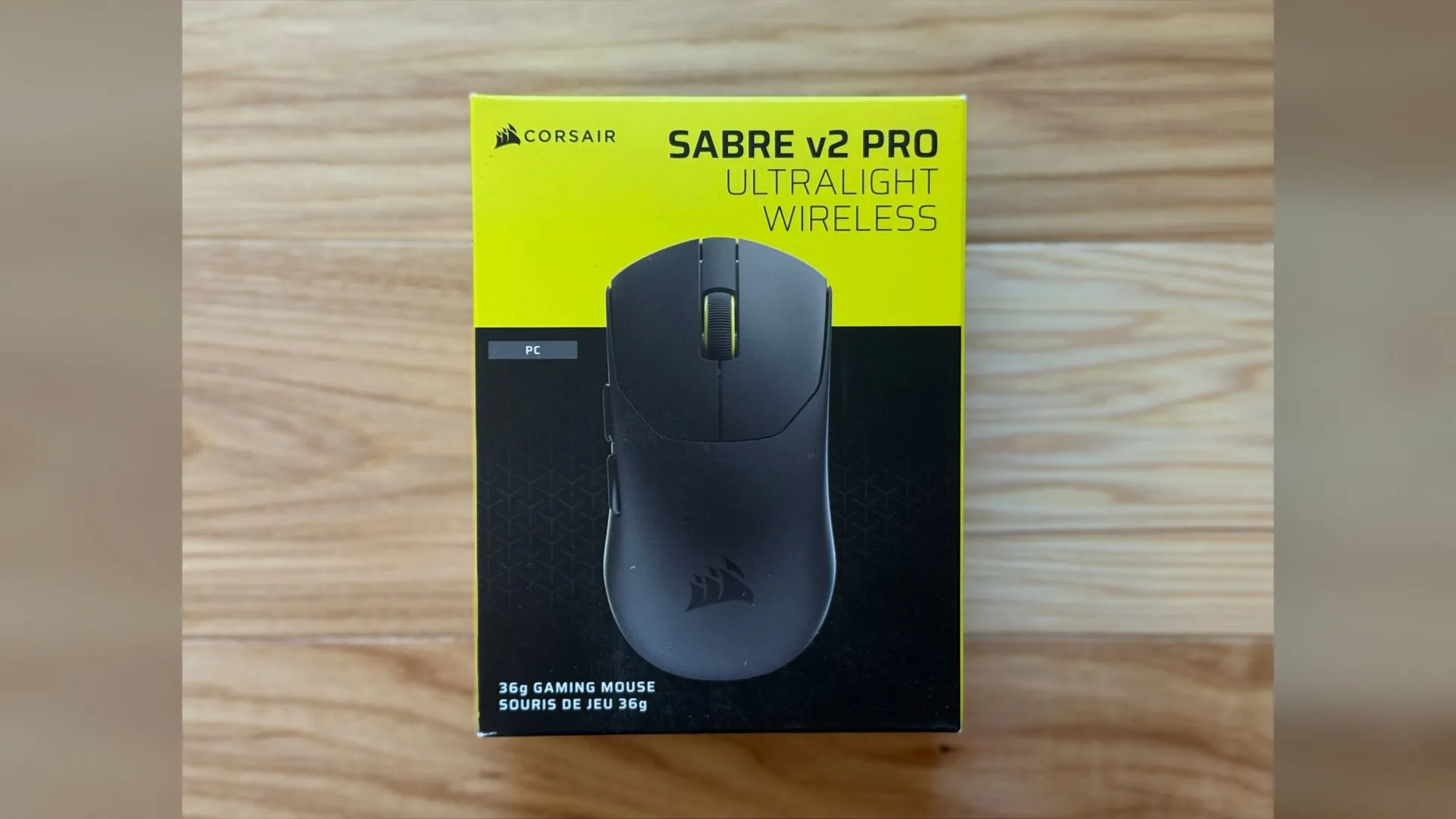 Chuột Corsair Sabre V2 Pro ultralight kèm receiver 8KHz và túi vải đóng gói